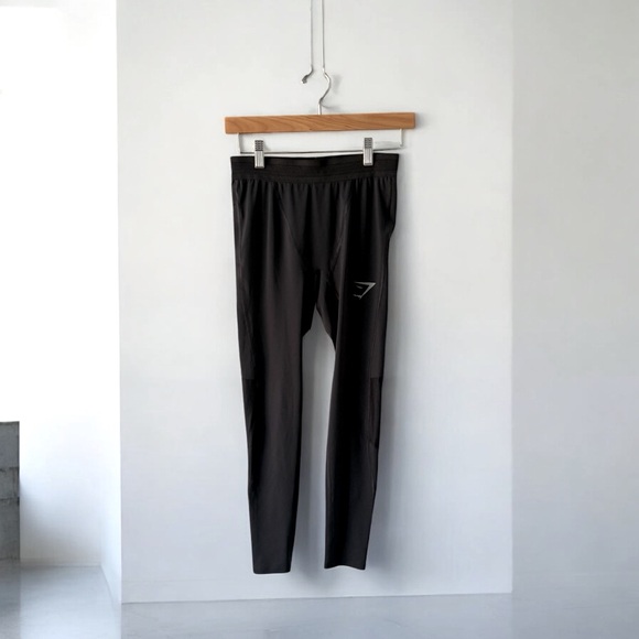 Women’s Gymshark Tapered Jogger Pants! Black! Small! - Picture 2 of 6